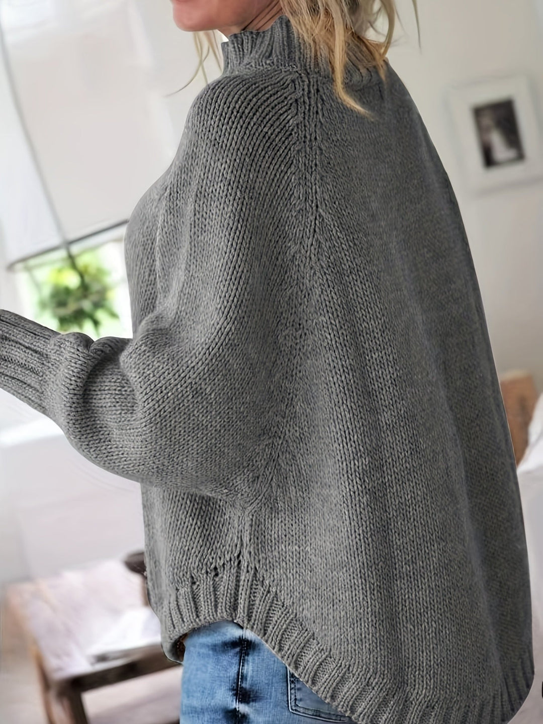 Gwendolyn | Cable-Knit High-Neck Sweater