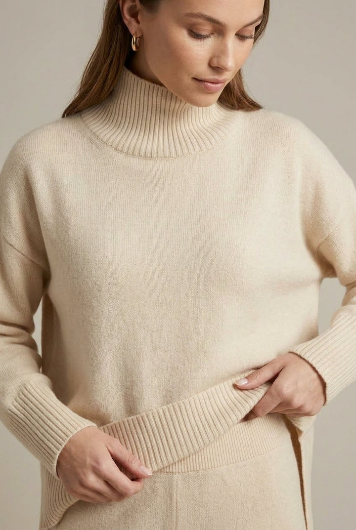 Women's Knit Two-Piece Lounge Set Relaxed Fit