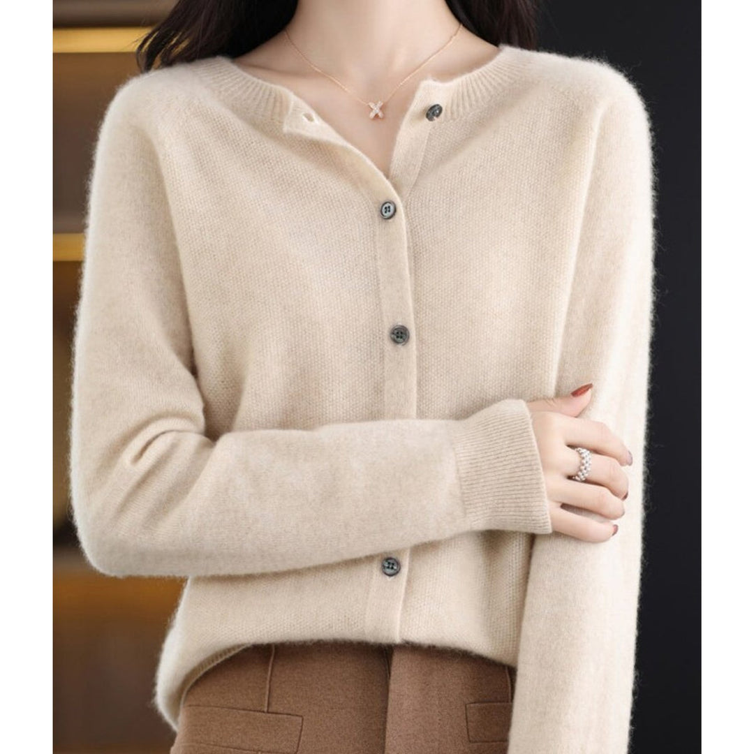 Layla | Women's Oversized Merino Wool Button-Front Knit Cardigan