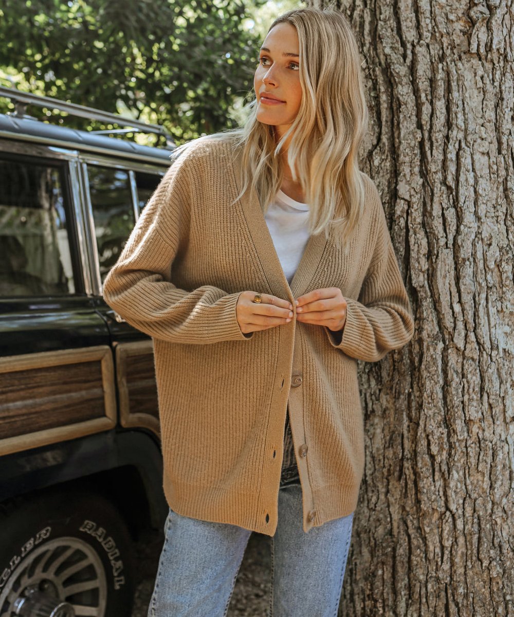 Isabella | Women's Relaxed-Fit V-Neck Cashmere Button-Front Cardigan